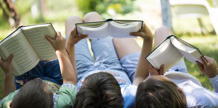 ¿Cómo motivar a un niño para que desarrolle el hábito de la lectura?